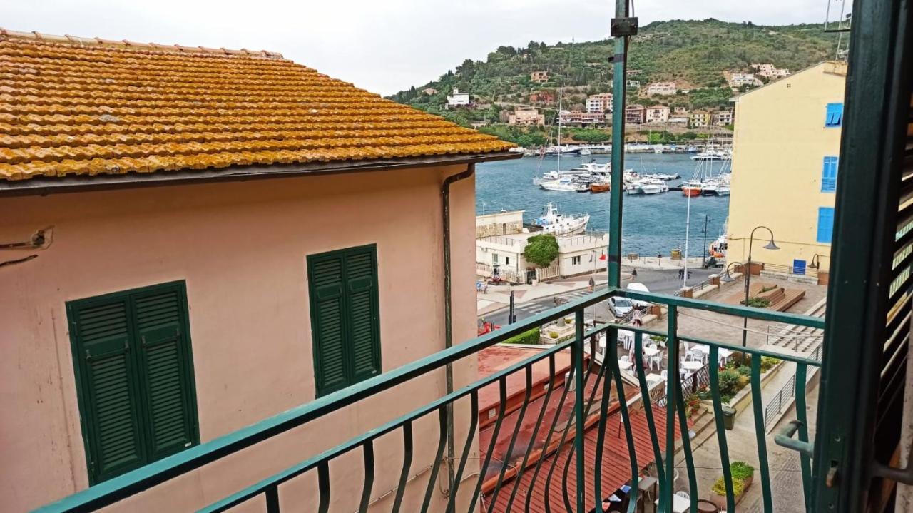 ポルト・サント・ステーファノCasa Ilariaアパートメント エクステリア 写真